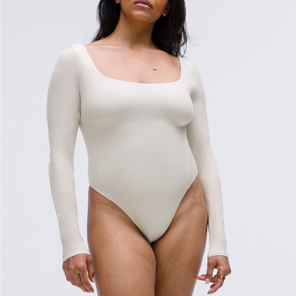 Lululemon Wundermost Ultra-Soft Nulu Square-Neck Long-Sleeve Bodysuit